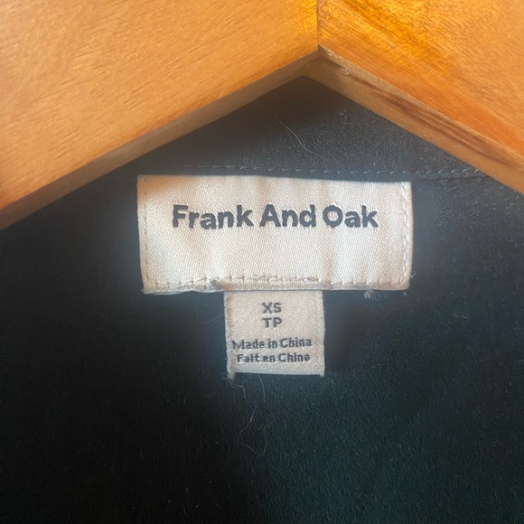 dark green blouse - Picture 2 of 2